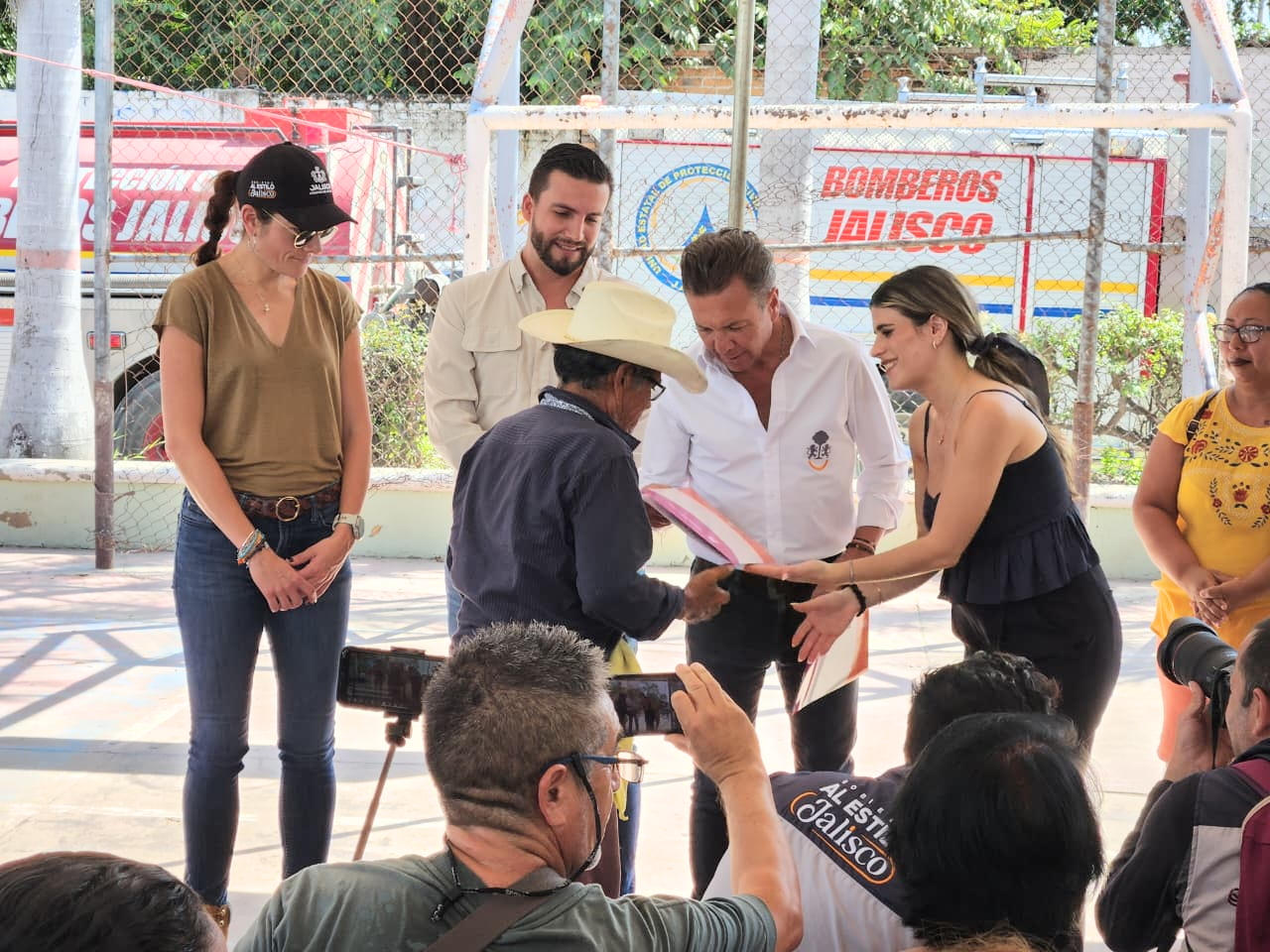 pag3-1 LEMUS APOYOS (6)