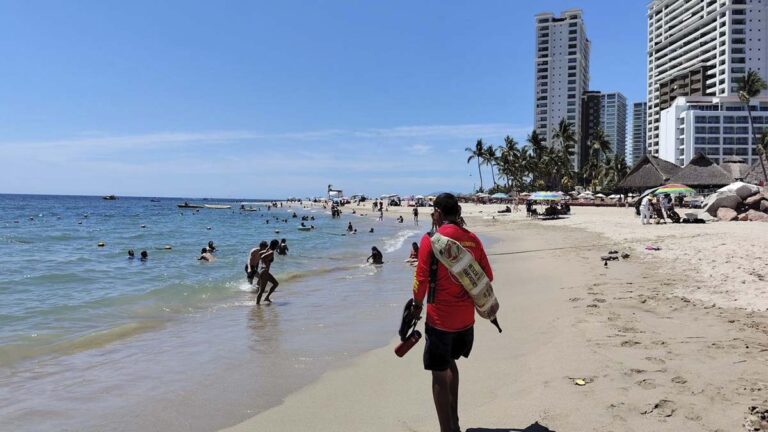 PLAYAS4