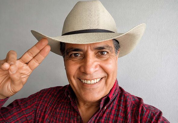 arturo dávalos