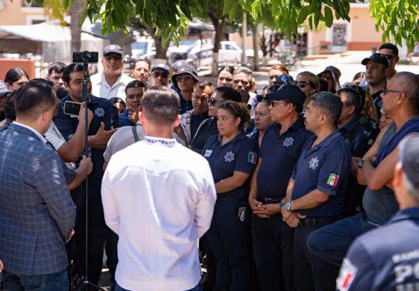 POLICÍAS